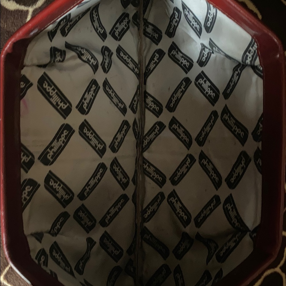 Vintage 70’s Philippe Burgundy Leather Clutch - Picture 9 of 14